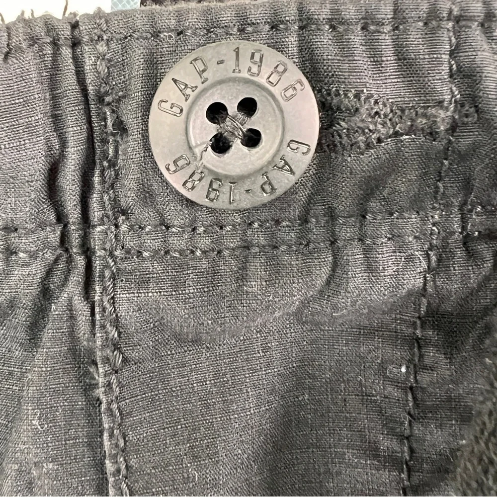BABY GAP Toddler Boy cargo shorts. NWT. Size 2years. Elastic Waist w/ tie